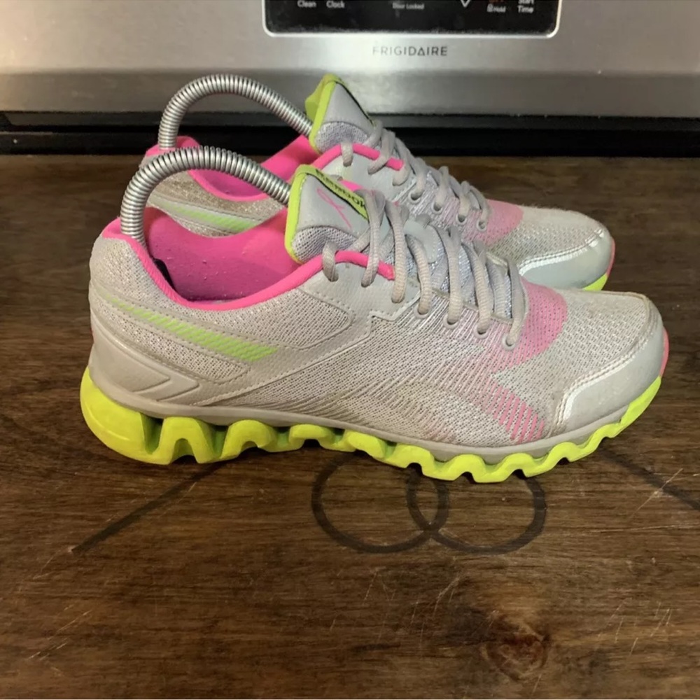 Reebok ZigLite Ladies Gray/Green/Pink Athletic Running Shoes - Women's 8